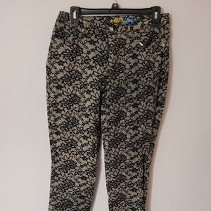 Metro Blues Tan/Black Light Weight Stretch Skinny Jeans Sz 8